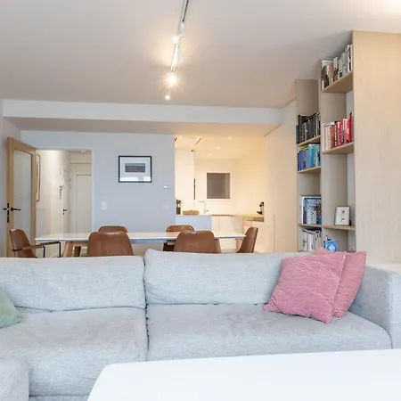 Ermitage Coastal Walks 190 * Ostend